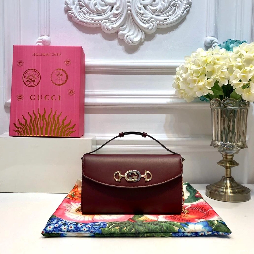 Firstbag ru Gucci leather small bag shoulder Zumi smooth 0825